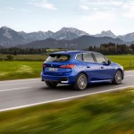 2022-bmw-rady-2-active-tourer-modra-17