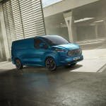 2022_ford_e-transit_custom_02