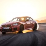 p90482702_highres_the-all-new-bmw-m2-r