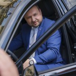 ministr-prace-a-socialnich-veci-marian-jurecka-ve-vodikove-toyote-mirai