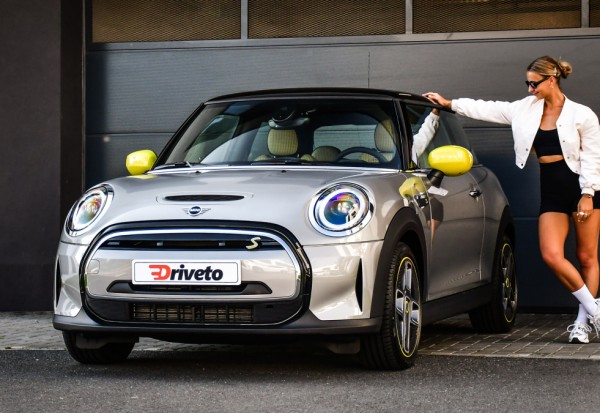 8-mini-cooper-operativni-leasing