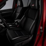 2023-hiluxgrsportinteriordetails3