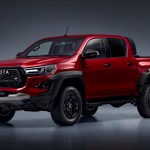 2023-hiluxgrsportmainshots1