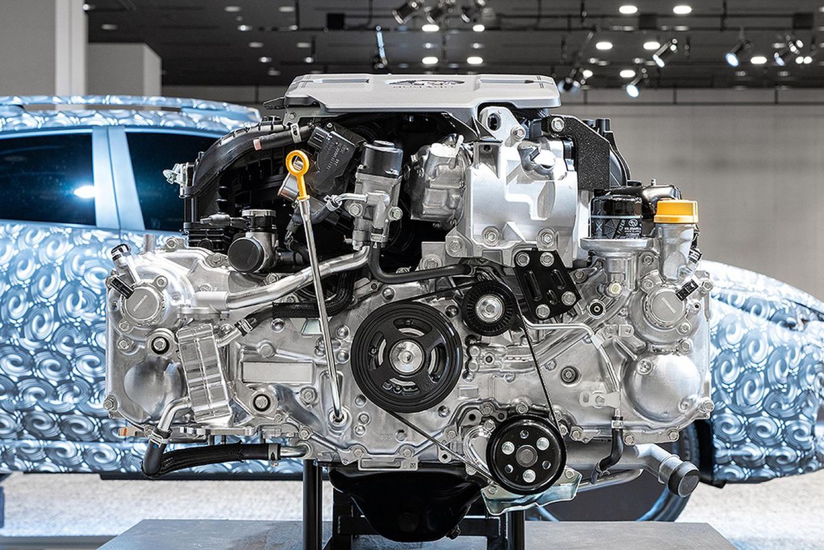 Toyota, Mazda a Subaru ohlásily novou éru spalovacích motorů. Můžou zachránit klasická auta
