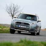 p90542896_highres_mini-countryman-03-2