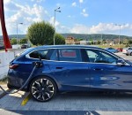 bmw-i5-touring-11