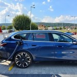 bmw-i5-touring-11