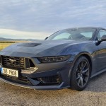 ford-mustang-dark-horse-8