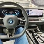 bmw-i7-m70-2024-26