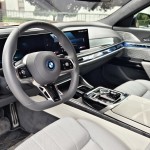 bmw-i7-m70-2024-31