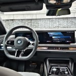 bmw-i7-m70-2024-36