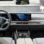 bmw-i7-m70-2024-37