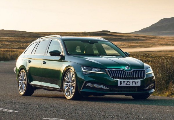 skoda-superb-sleeper-edition-2024_20-galeria