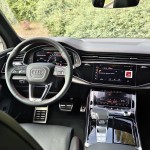 audi-sq7-2024-22