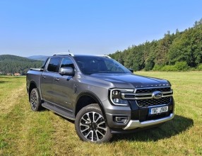 ford-ranger-platinum-2024-3