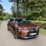 lexus-ux-2024-2