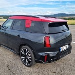 mini-countryman-jcw-2024-17