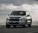 new-outlander-phev_011l-1