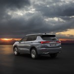 new-outlander-phev_014l