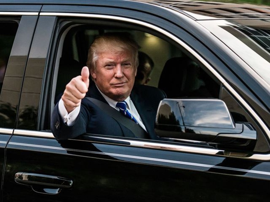 Trump děsí evropské i japonské automobilky. Vše chce vyrábět v USA