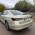 skoda-superb-2025-10