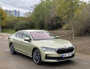 skoda-superb-2025-15